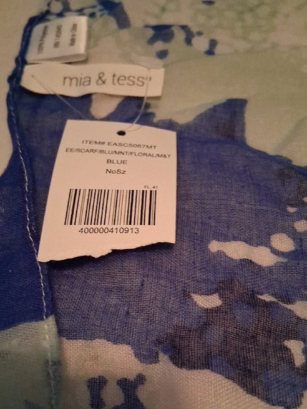 mia & tess Lightweight Blue & Green Floral Scarf - NWT